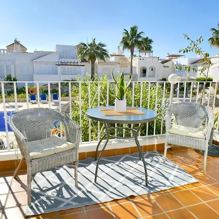 Vera Playa La Medina 公寓